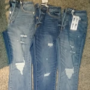 Forever 21 the Westwood mom jeans size 27